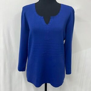 Cable & Gauge 3/4 length sleeves, liquid knit royal blue shirt, size X-Large